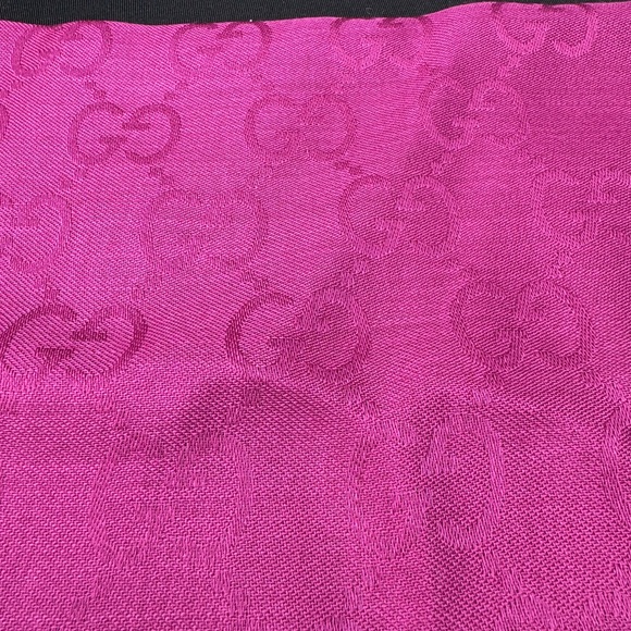 NWT Gucci | Logo Scarf - Picture 7 of 8